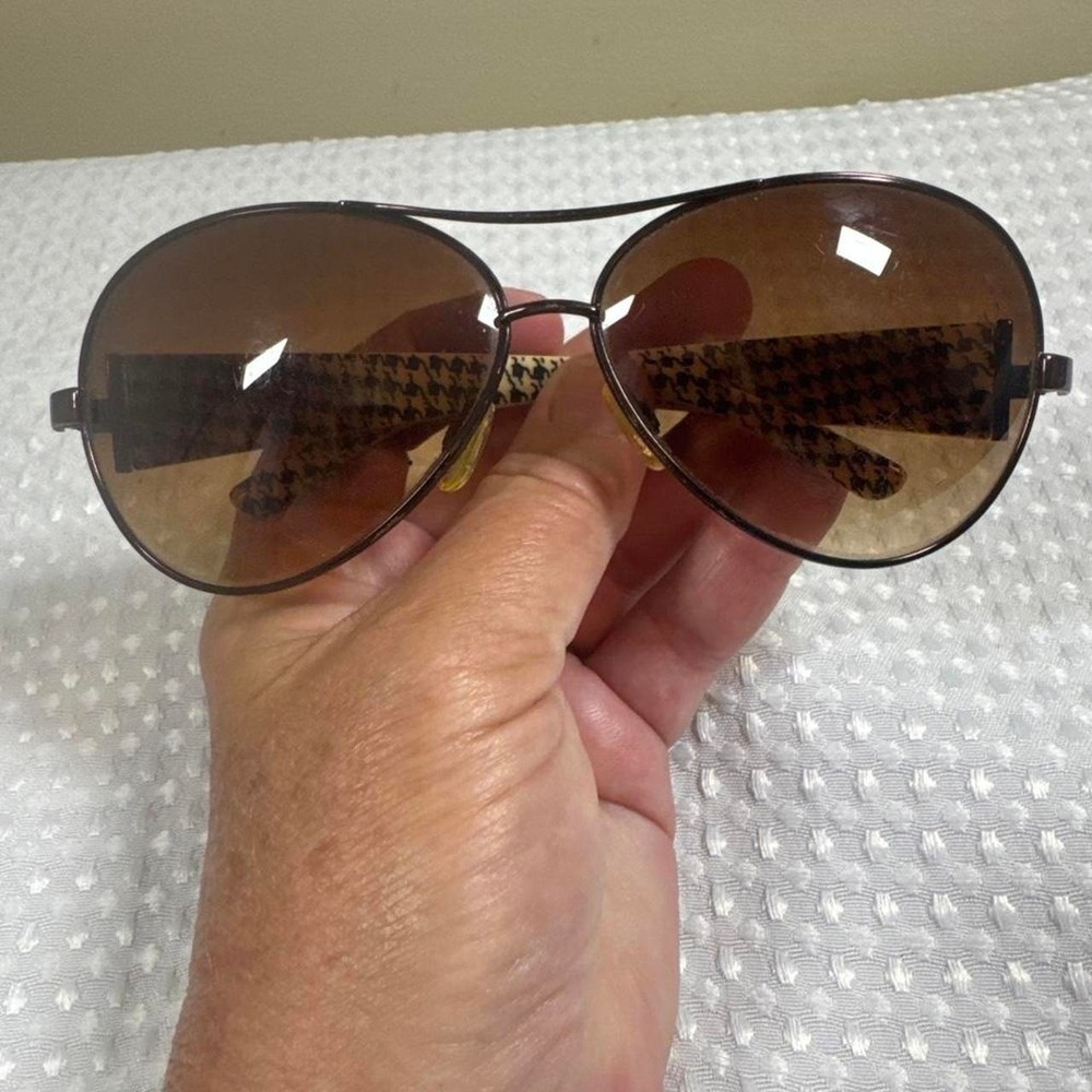 Ellen Tracy ET515 retro aviator sunglasses‎